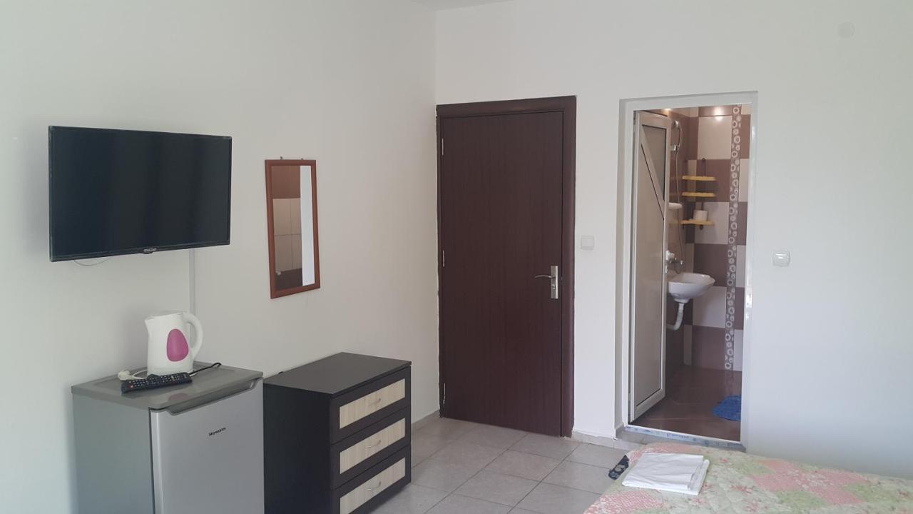 На Гости При Силвия Obzor Extérieur photo