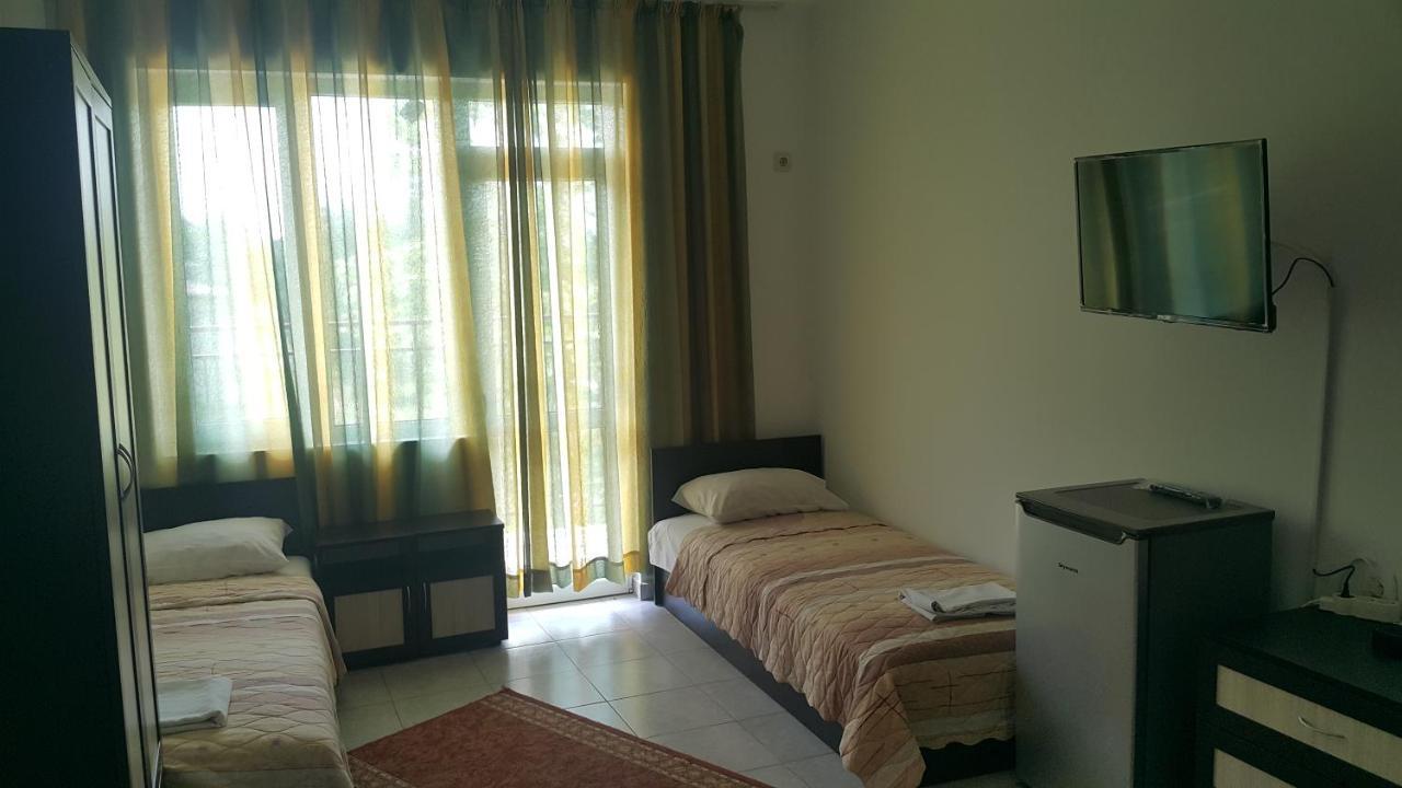 На Гости При Силвия Obzor Extérieur photo
