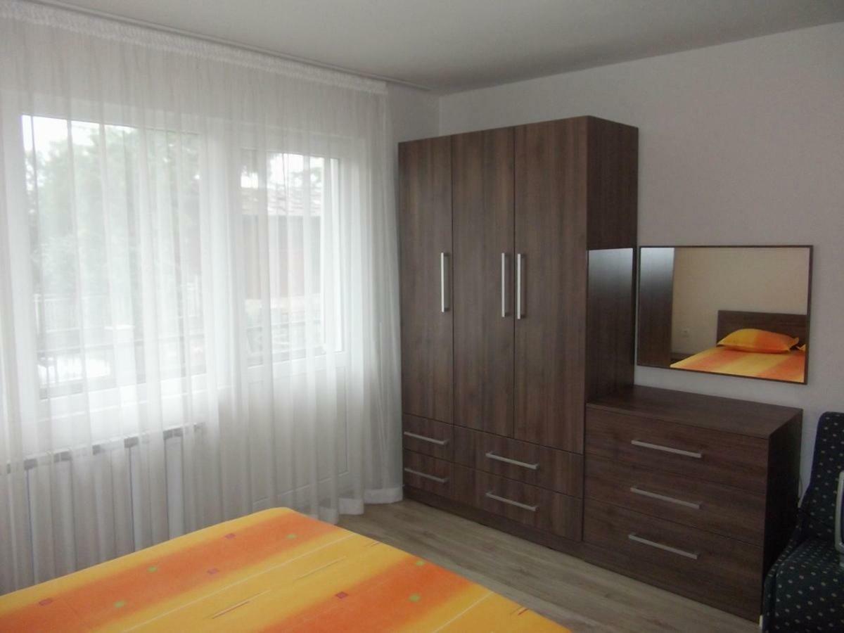 На Гости При Силвия Obzor Extérieur photo