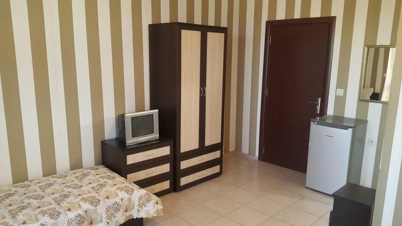На Гости При Силвия Obzor Extérieur photo