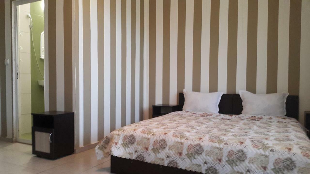 На Гости При Силвия Obzor Extérieur photo